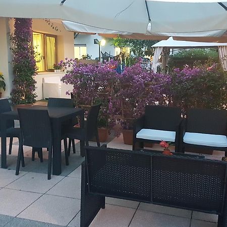 Hotel Fucsia Riccione Kültér fotó