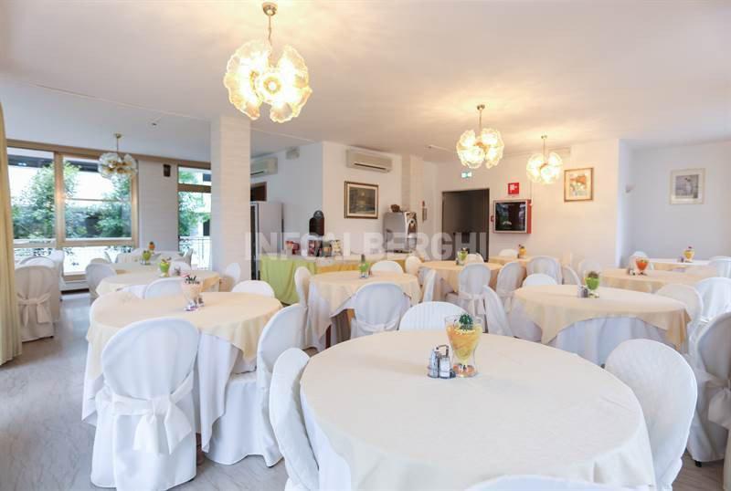 Hotel Fucsia Riccione Kültér fotó